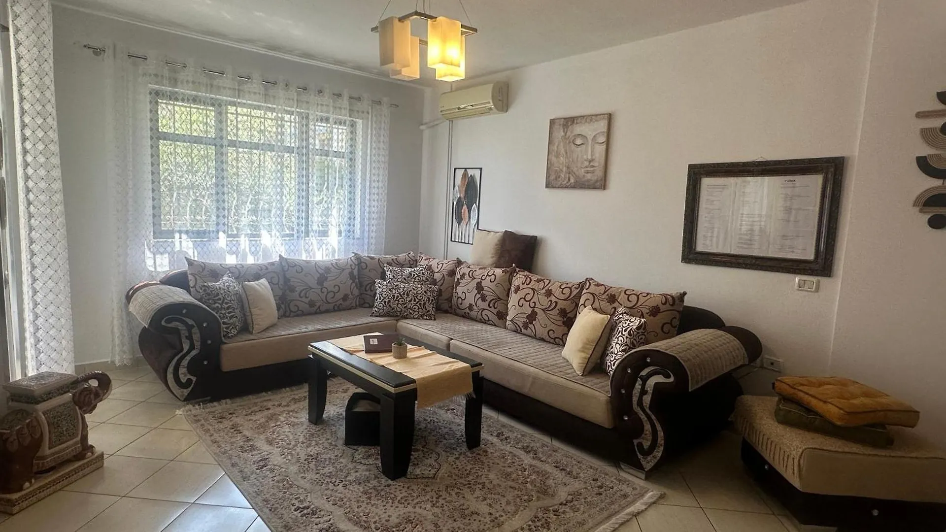 Apartment Crystal Comfort Stylish Spotless Tirana